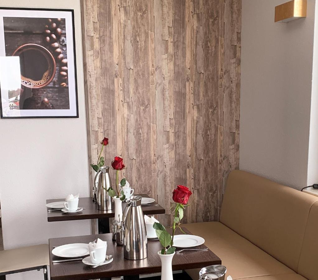 Hotel Ambassador-Ludwigsfelde Extérieur photo