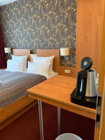 Hotel Ambassador-Ludwigsfelde Extérieur photo